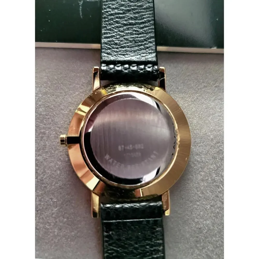 Movado Swiss‎ Museum Classic 87.45.882 18 With Box and Papers